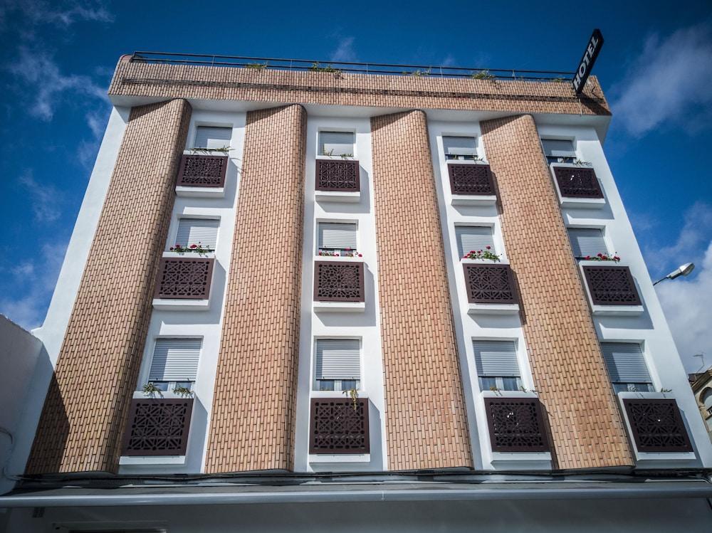 Hotel Abadi Кордоба Екстериор снимка