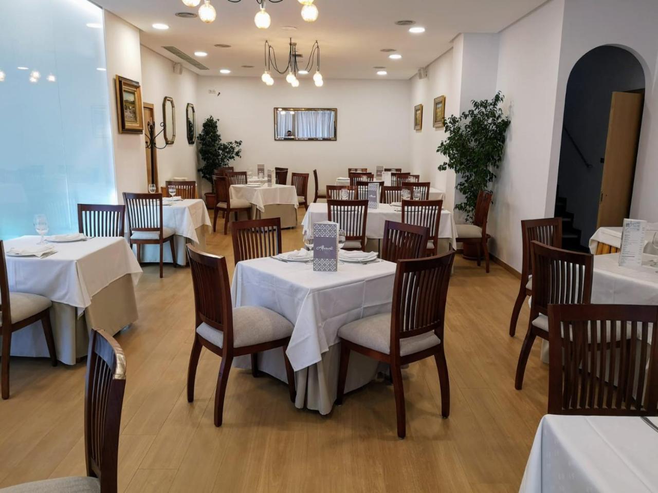 Hotel Abadi Кордоба Екстериор снимка